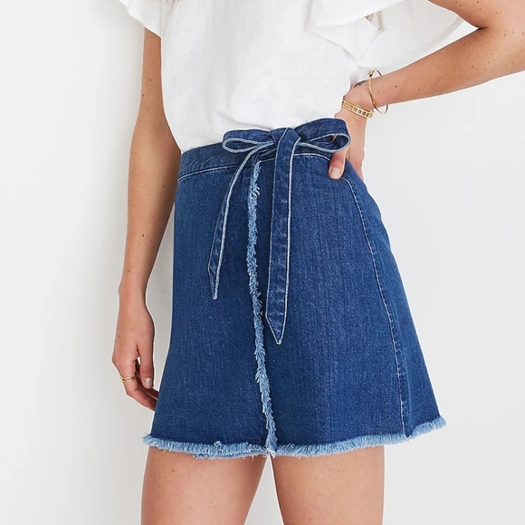MADEWELL Raw-Hem Mini Wrap Skirt in Cardiff Wash/Size 14. - Picture 3 of 12